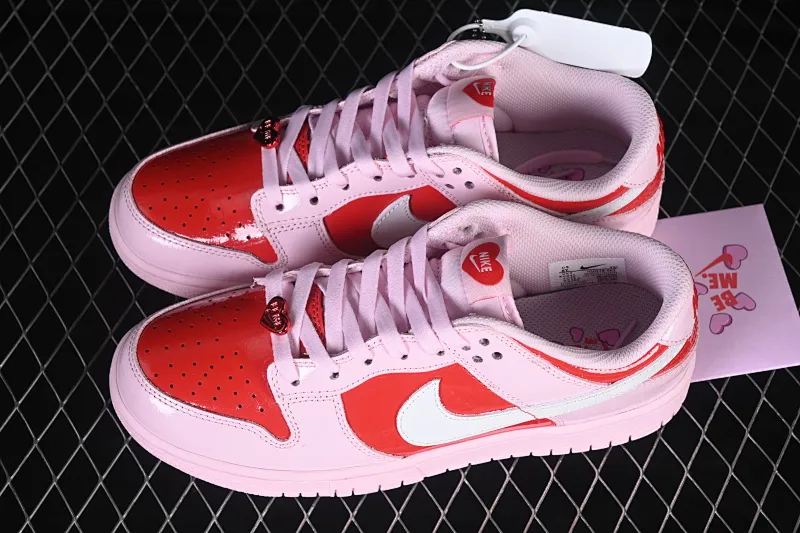 All categories Nk SB Dunk series Nk SB Dunk Low low-top sneakers Nike SB Dunk Low Valentine's Day limited low-top casual skateboard shoes IQ0218-663